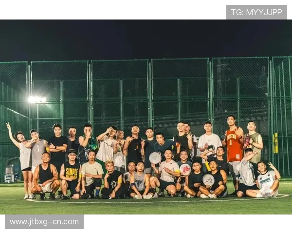 成都飞盘队在极限运动联赛中的战术表现分析与点评